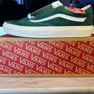 Brand new suede old skool vans